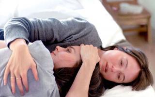 《情感價值》首曝預告：父女互撕戲中戲，19分鐘掌聲的戛納神作來了！